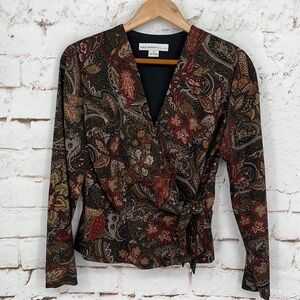 ✨VINTAGE✨David Warren Paisley Wrap Top, Size 6